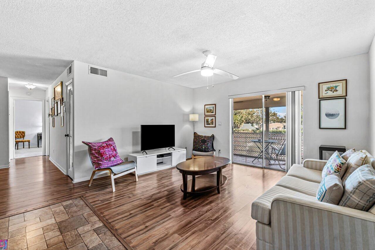 1000 NW 13th Street 213a