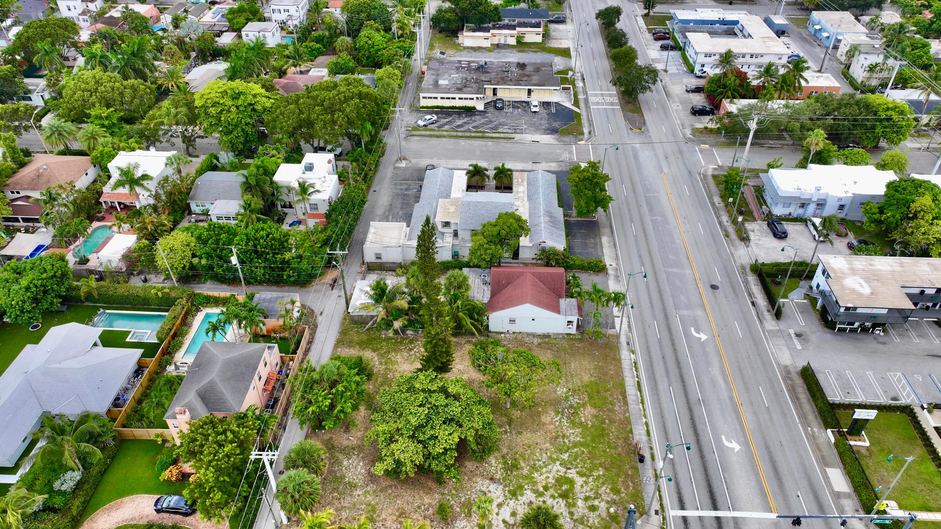 3608 Broadway Avenue