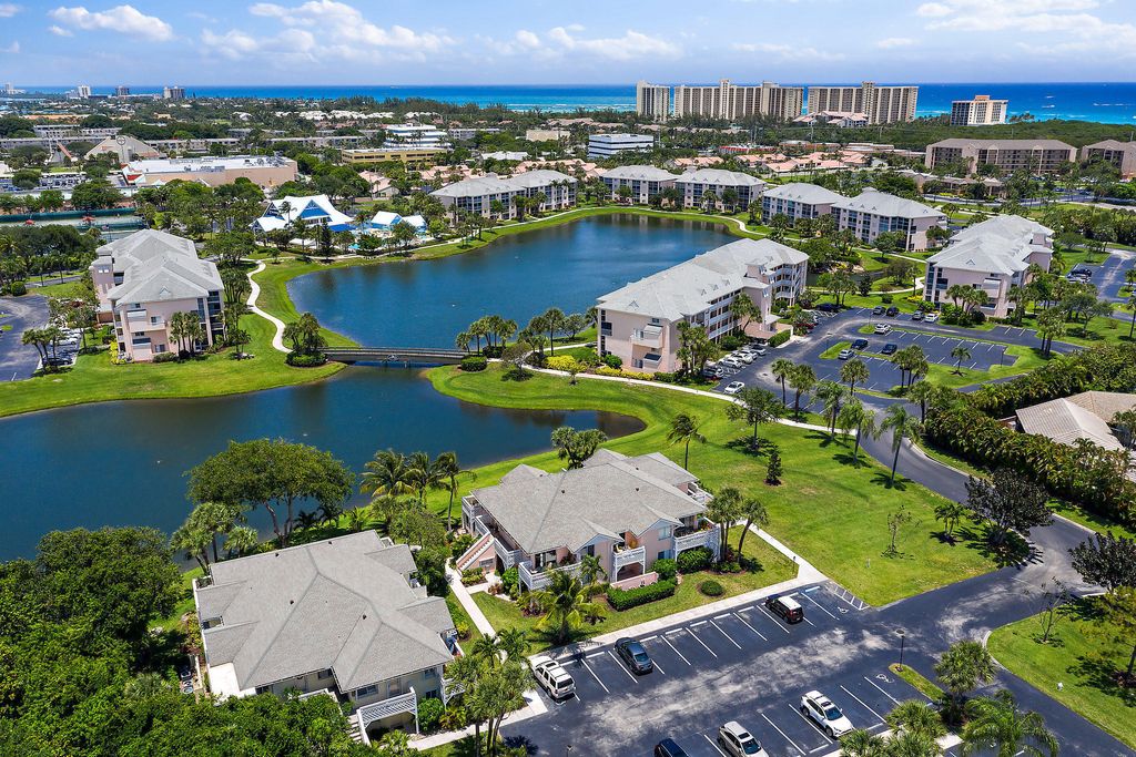 Photo of 353 S Us Hwy 1 #A8, Jupiter, FL 33477 (MLS # B26021536)