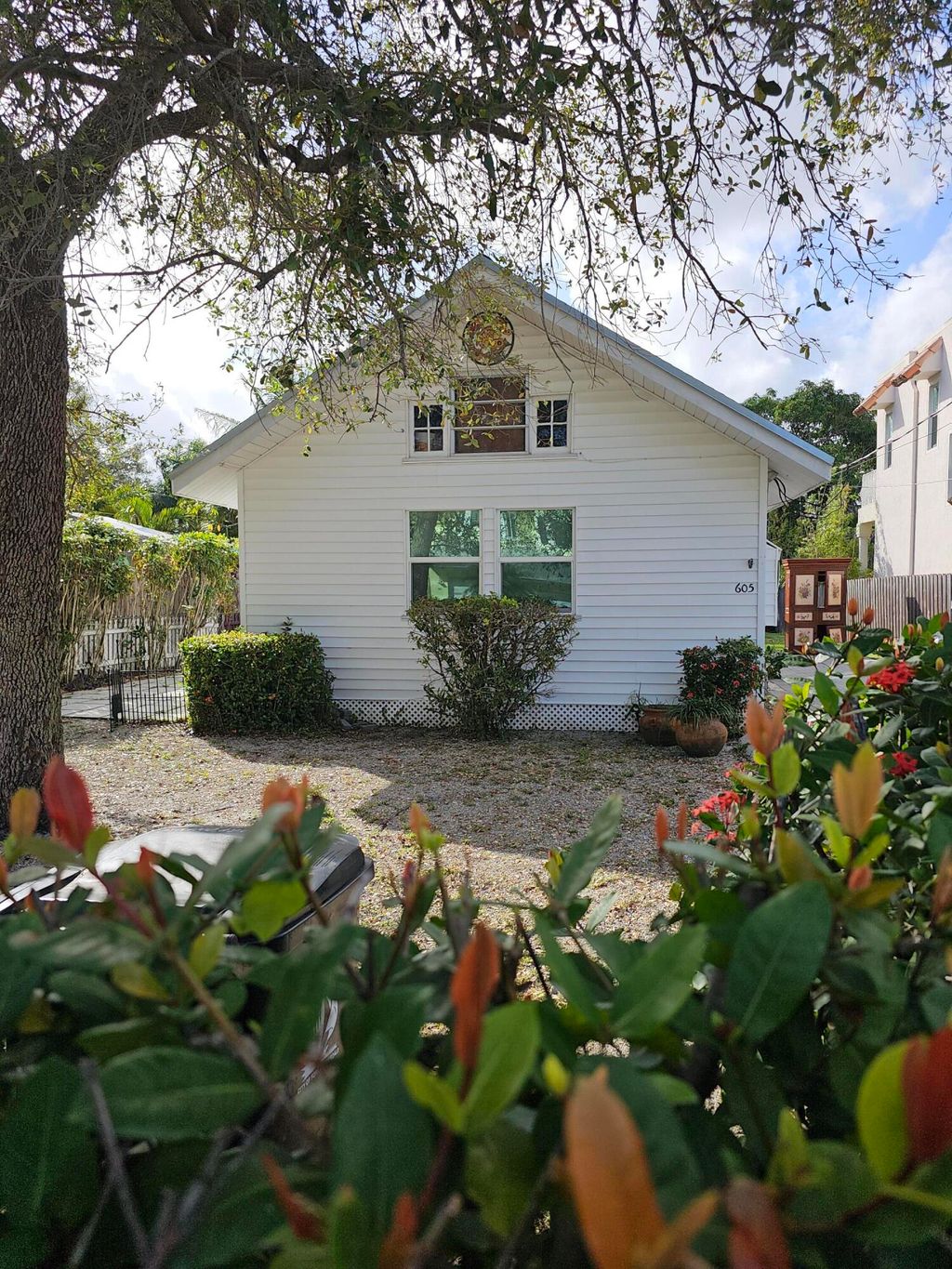 Photo of 608 SW 8th Avenue, Fort Lauderdale, FL 33315 (MLS # B26007087)