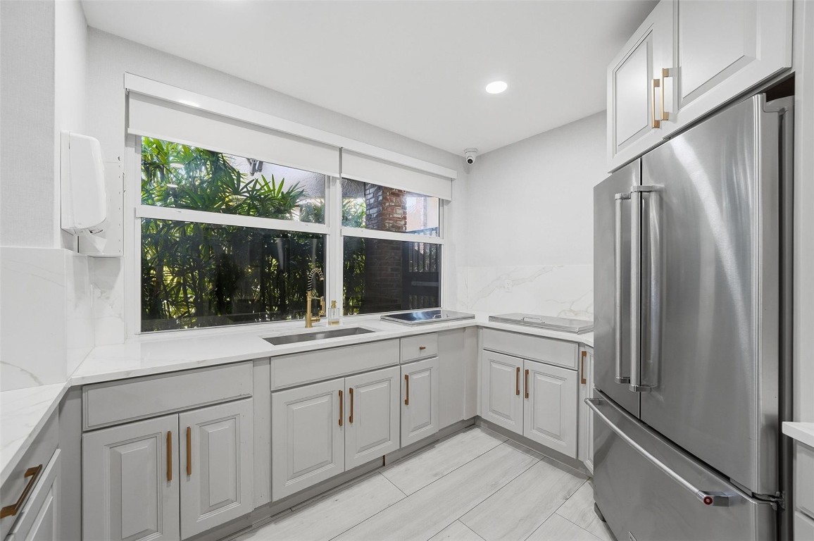 Embassy Lakes Phase III - Residential