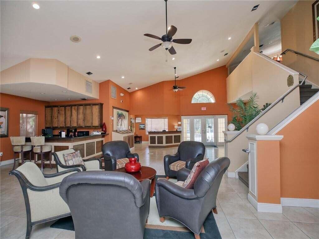 SUN VISTA GARDENS CONDO - Residential Lease