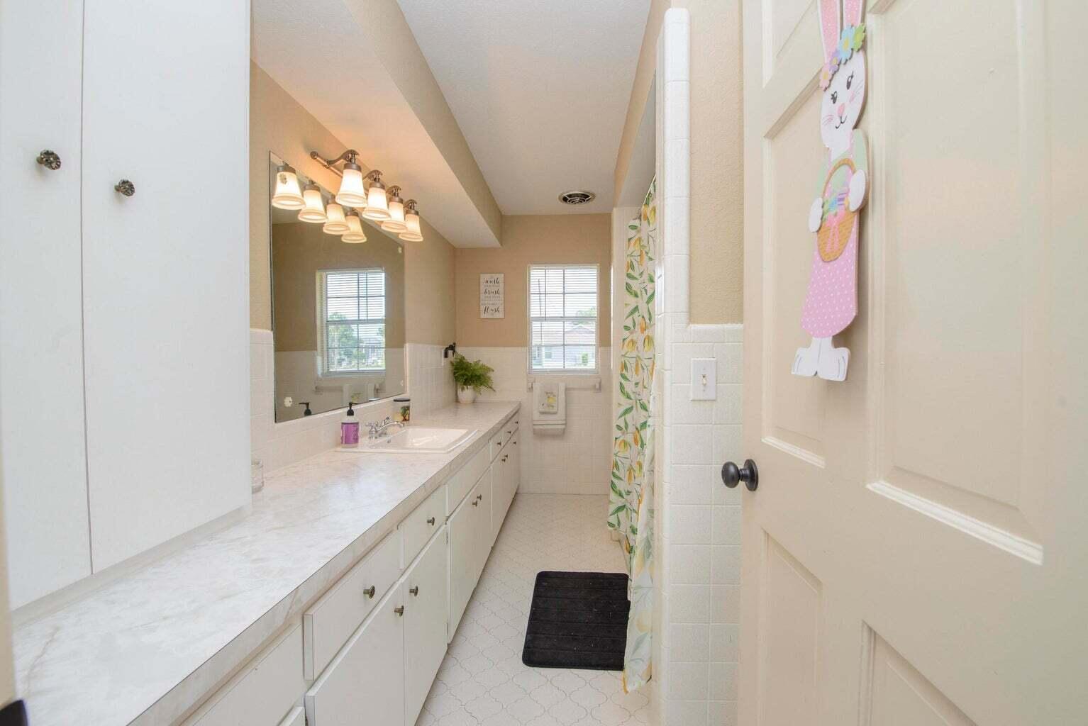 SOUTH PORT ST LUCIE UNIT 4 - Residential Lease