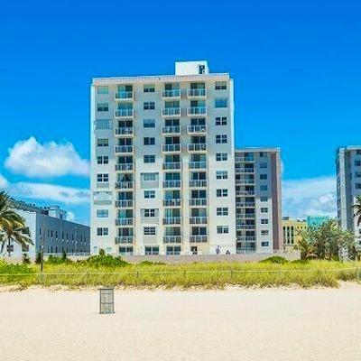 345 Ocean Dr 909
