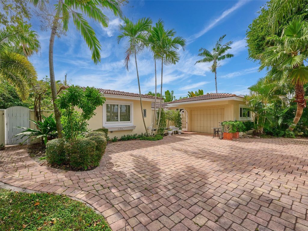 Photo of 3220 Oleander Way, Pompano Beach, FL 33062 (MLS # F10540442)