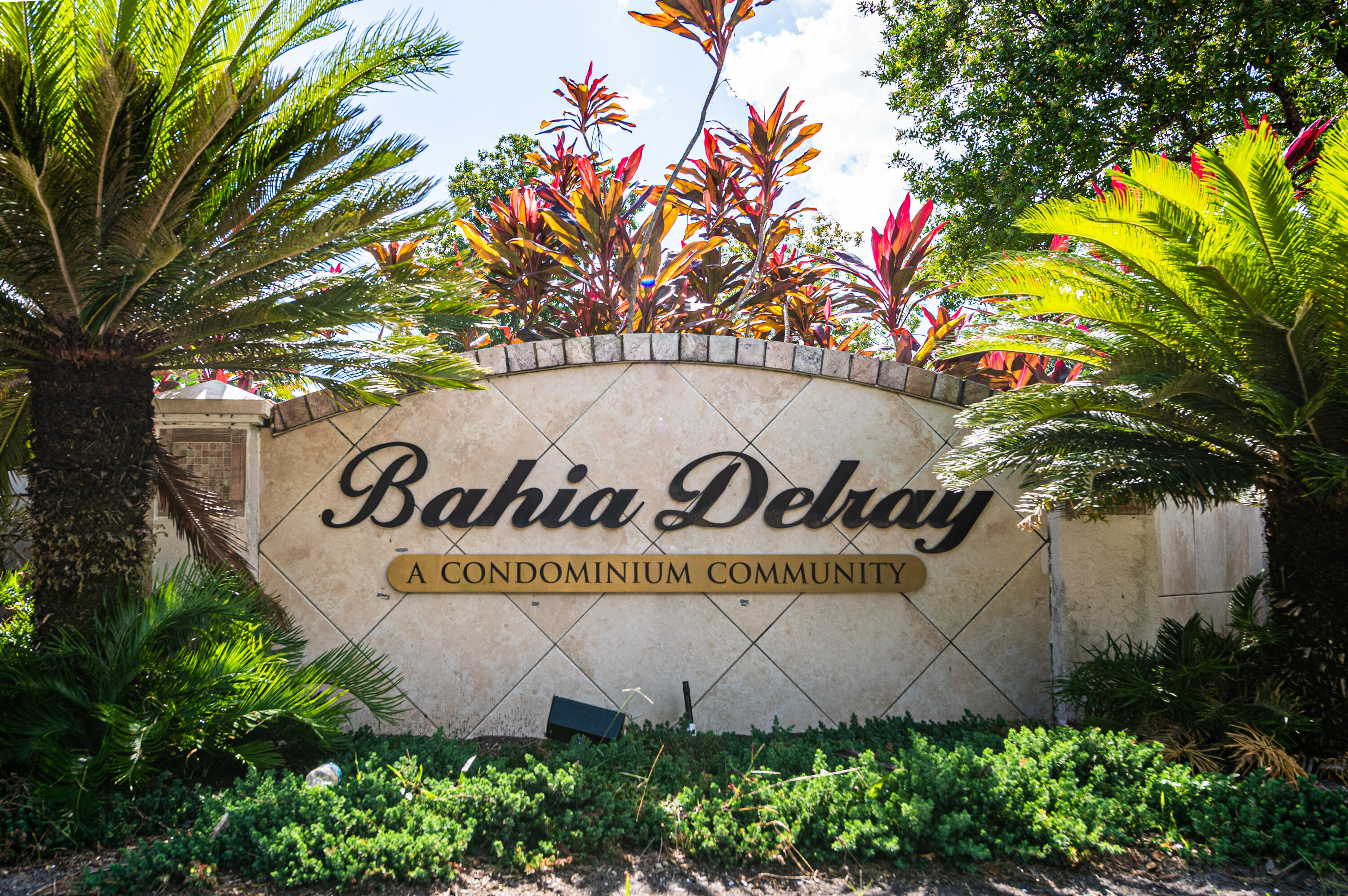BAHIA AT DELRAY CONDO - Residential Lease