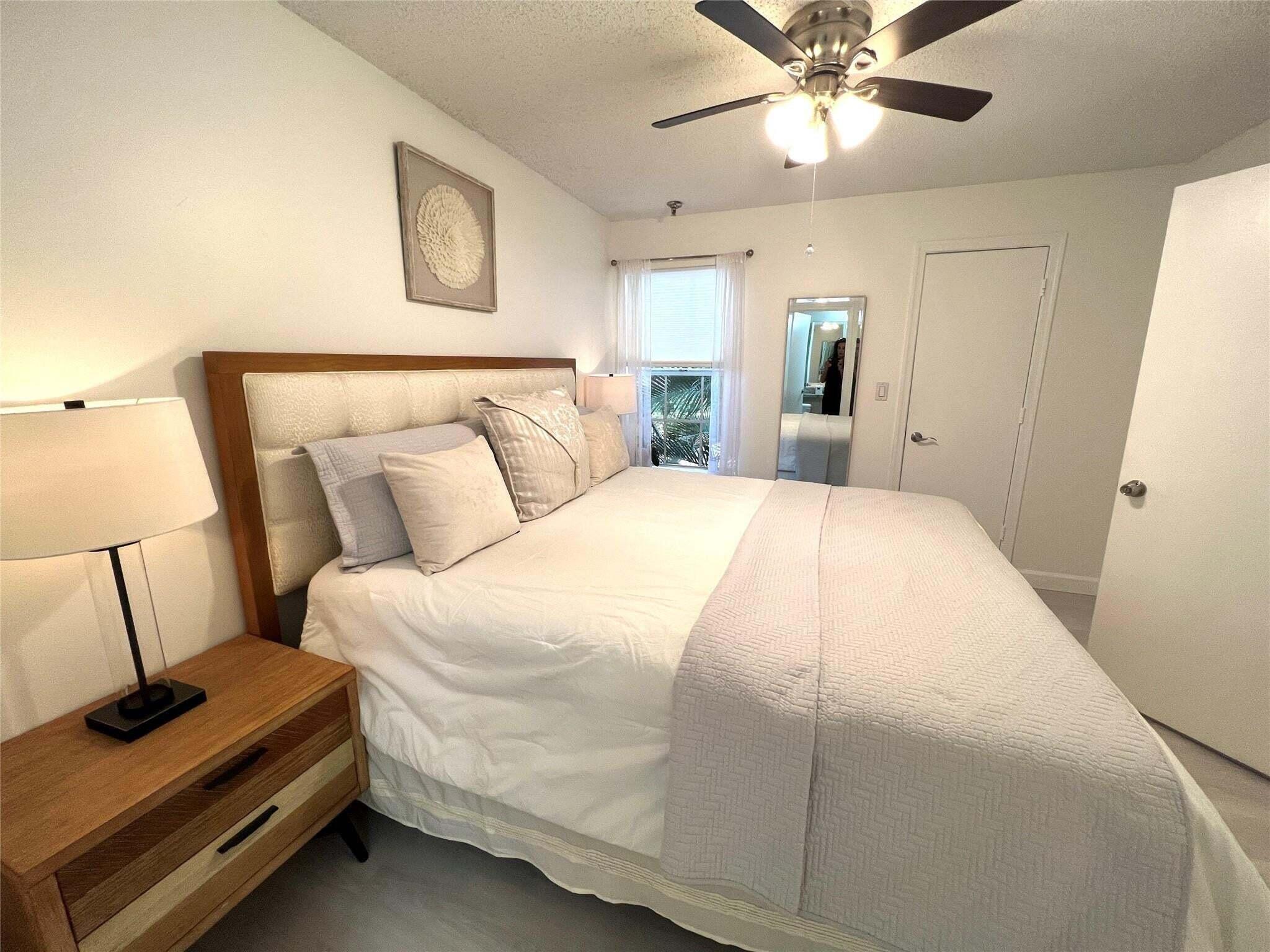 BAHIA AT DELRAY CONDO - Residential Lease