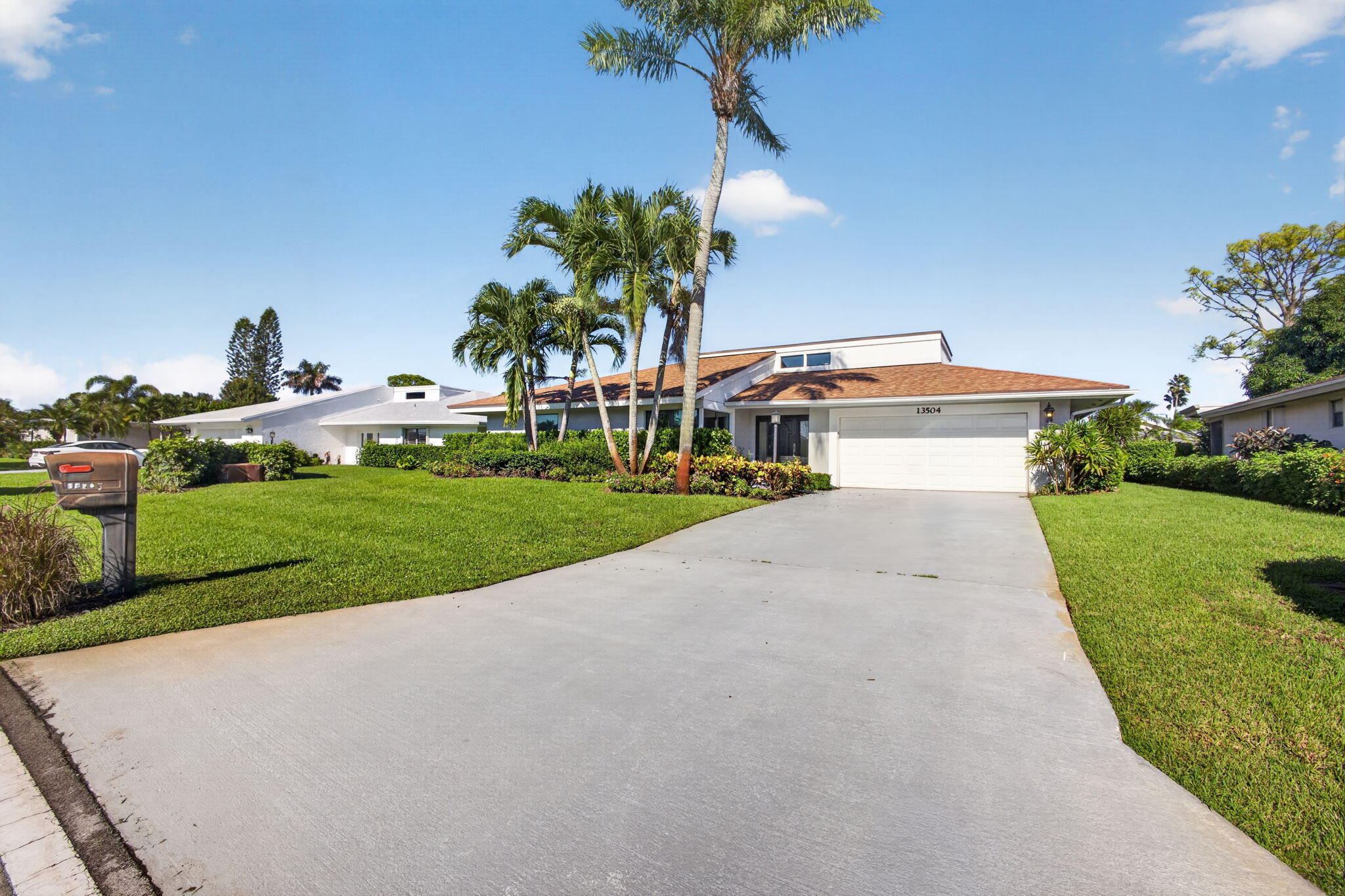 13504 Crosspointe Drive