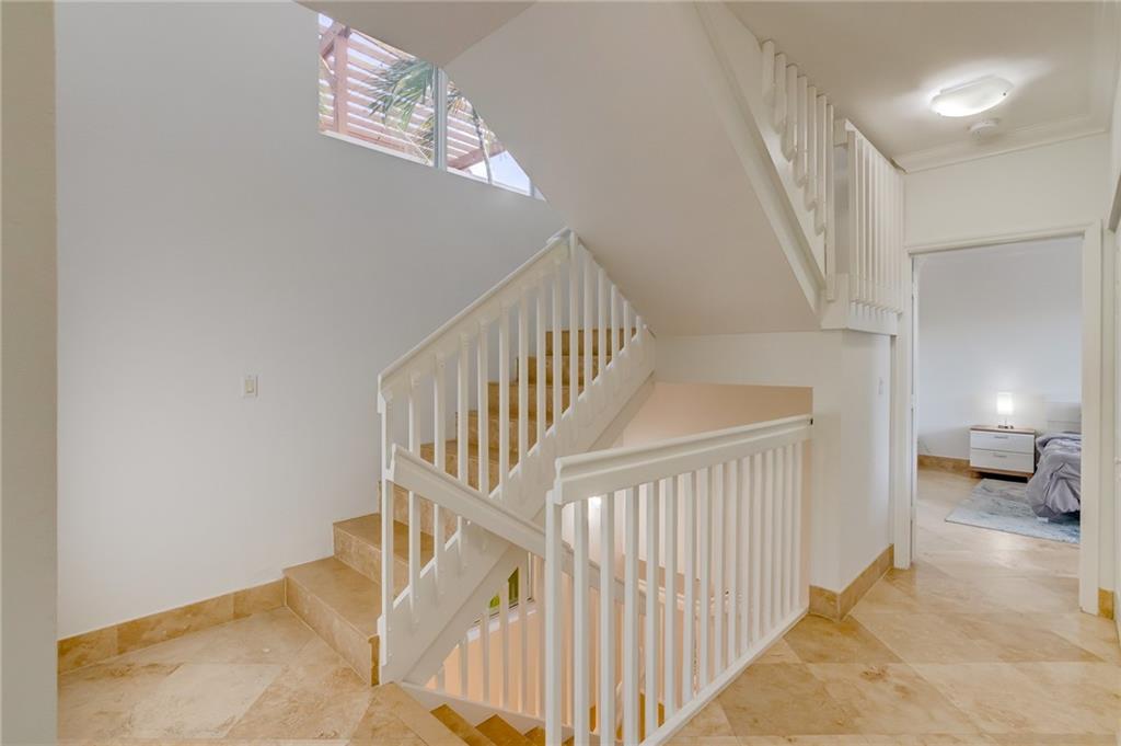 BOUGAINVILLAS TOWNHOMES - Residential