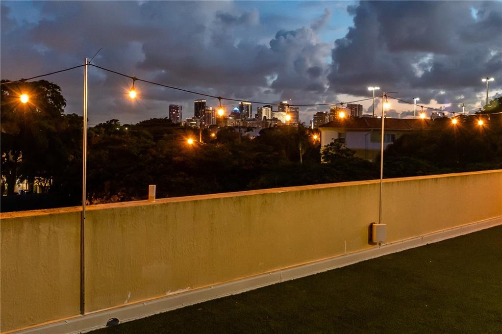 BOUGAINVILLAS TOWNHOMES - Residential