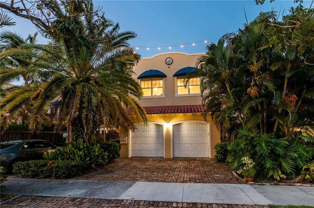 BOUGAINVILLAS TOWNHOMES - Residential