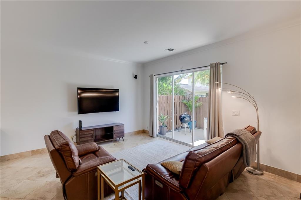 BOUGAINVILLAS TOWNHOMES - Residential