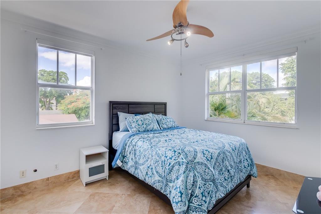 BOUGAINVILLAS TOWNHOMES - Residential