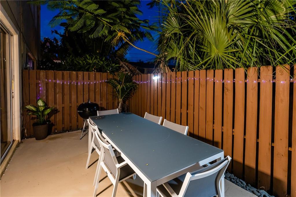 BOUGAINVILLAS TOWNHOMES - Residential