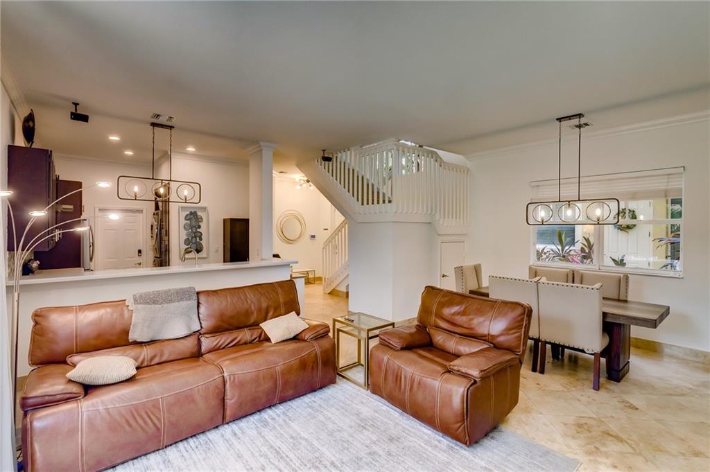 BOUGAINVILLAS TOWNHOMES - Residential