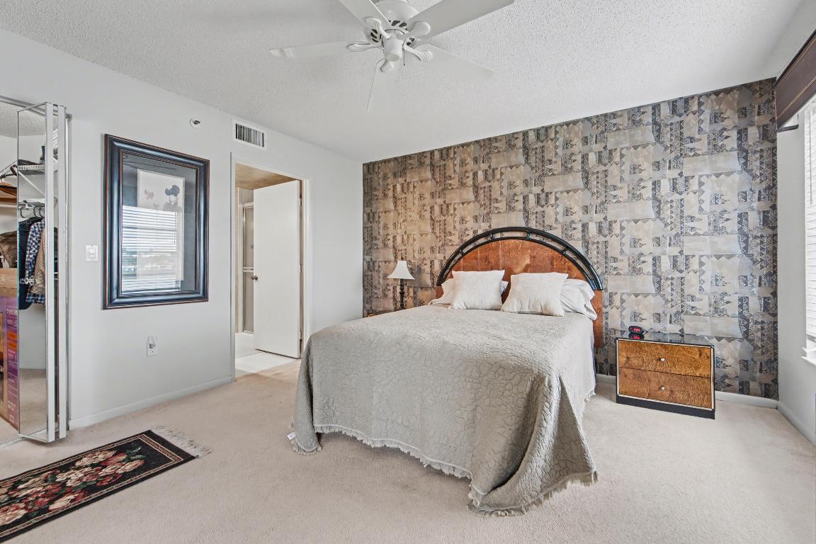 HUNTINGTON POINTE - Residential Lease