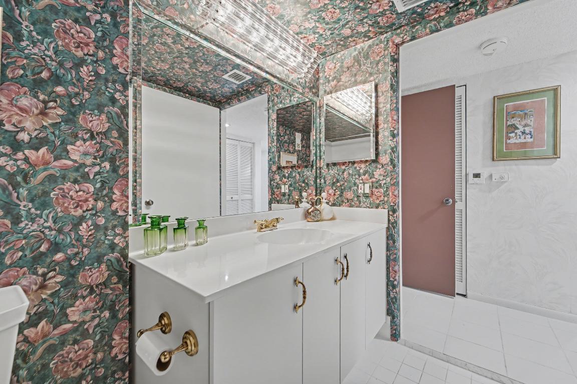 HUNTINGTON POINTE - Residential Lease