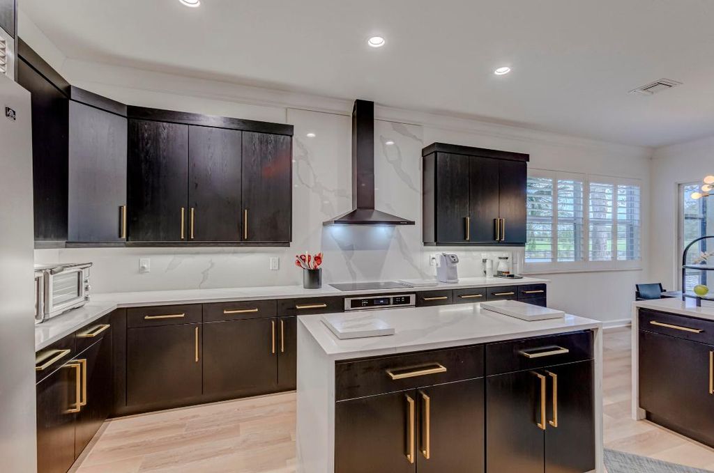 Photo of 11504 Villa Vasari Drive, Palm Beach Gardens, FL 33418 (MLS # R10930795)