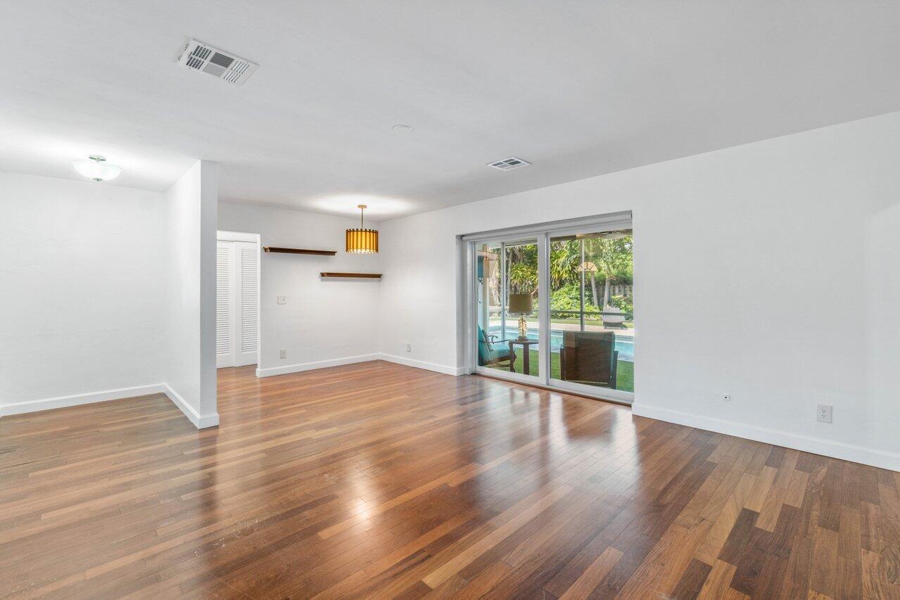 2845 SW 4th Street