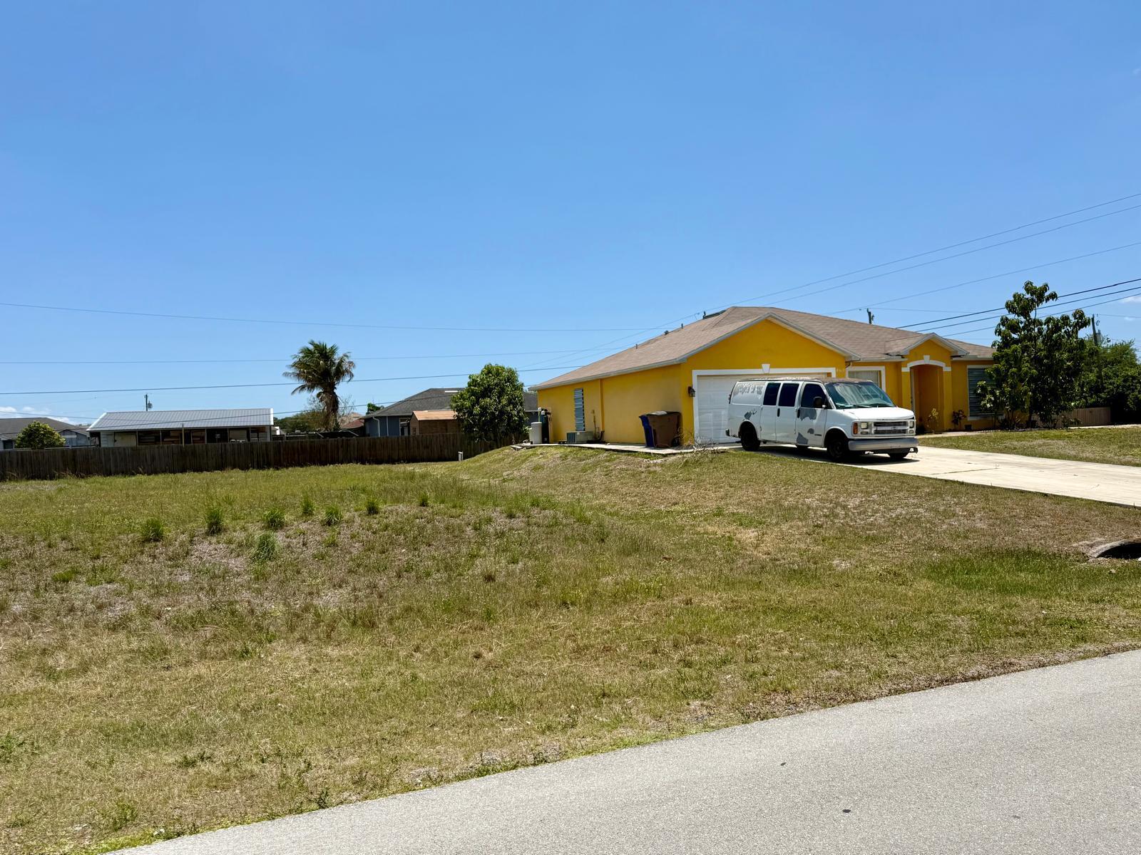 Lehigh Acres - Land