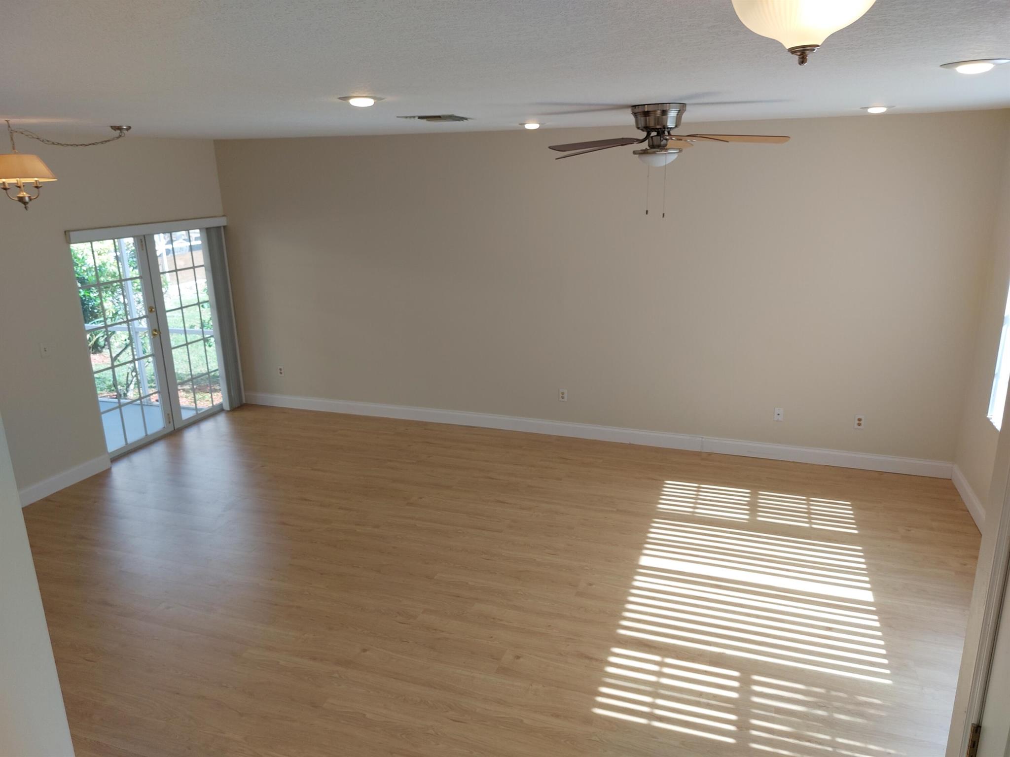 LAUREL OAKS AT JUPITER 2 - Residential Lease