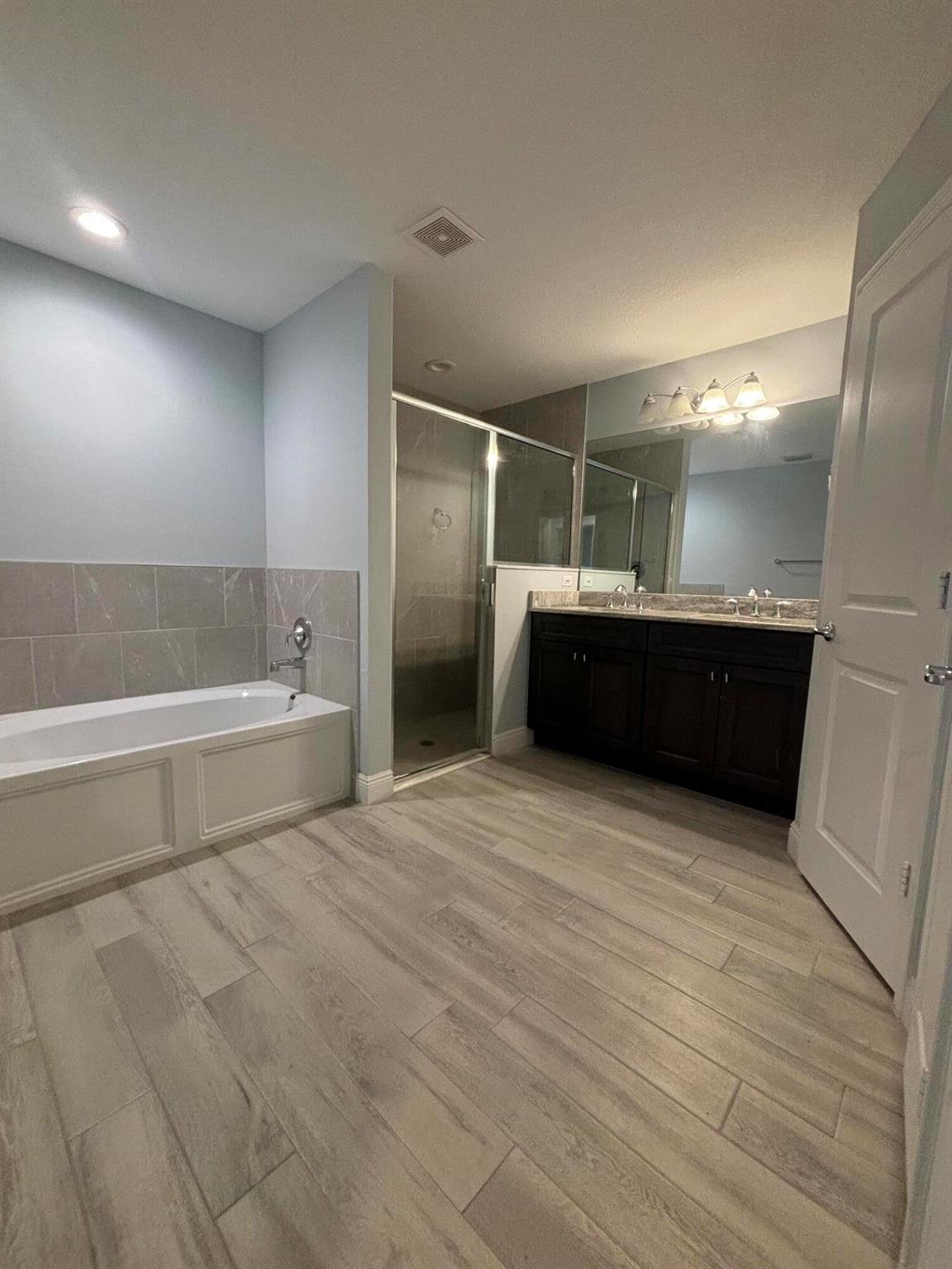 PORT ST LUCIE-SEC 30 - Residential Lease