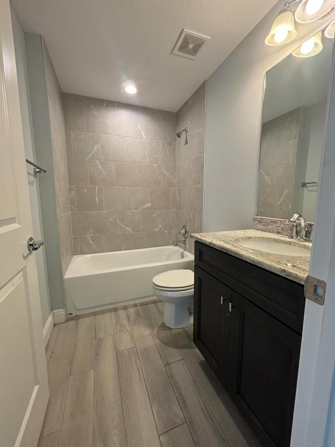 PORT ST LUCIE-SEC 30 - Residential Lease