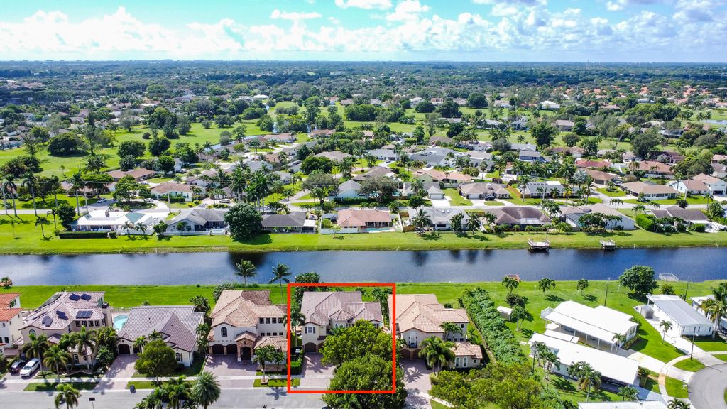 Photo of 4120 Artesa Drive, Boynton Beach, FL 33436 (MLS # R10925873)