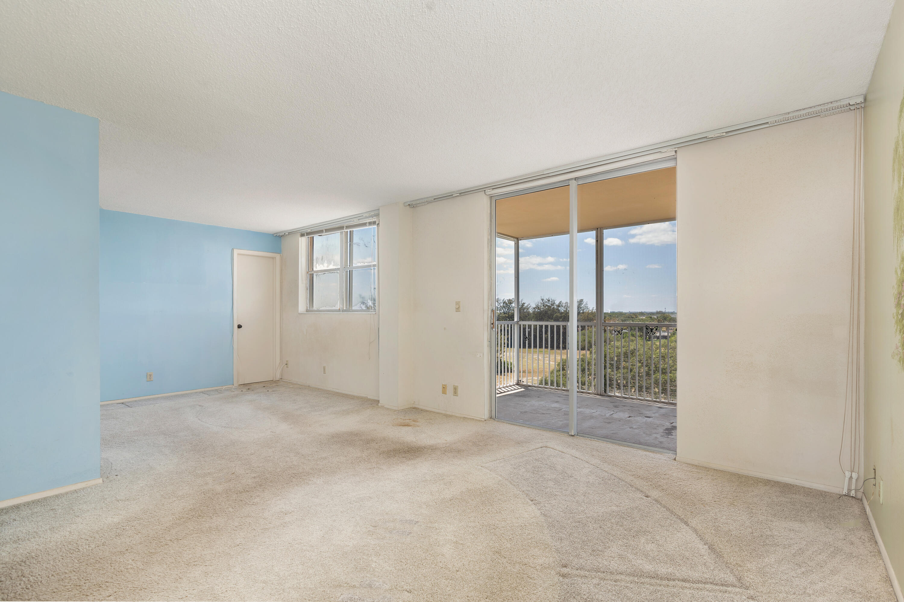 BOCA TEECA CONDO 4 - Residential