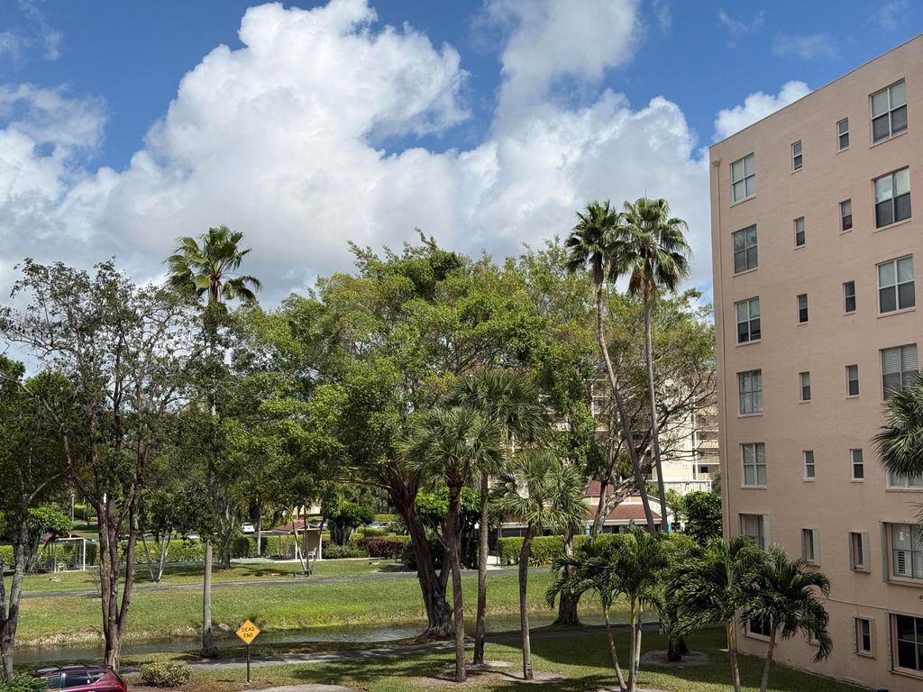 Photo of 14575 Bonaire Boulevard #306, Delray Beach, FL 33446 (MLS # R11168361)