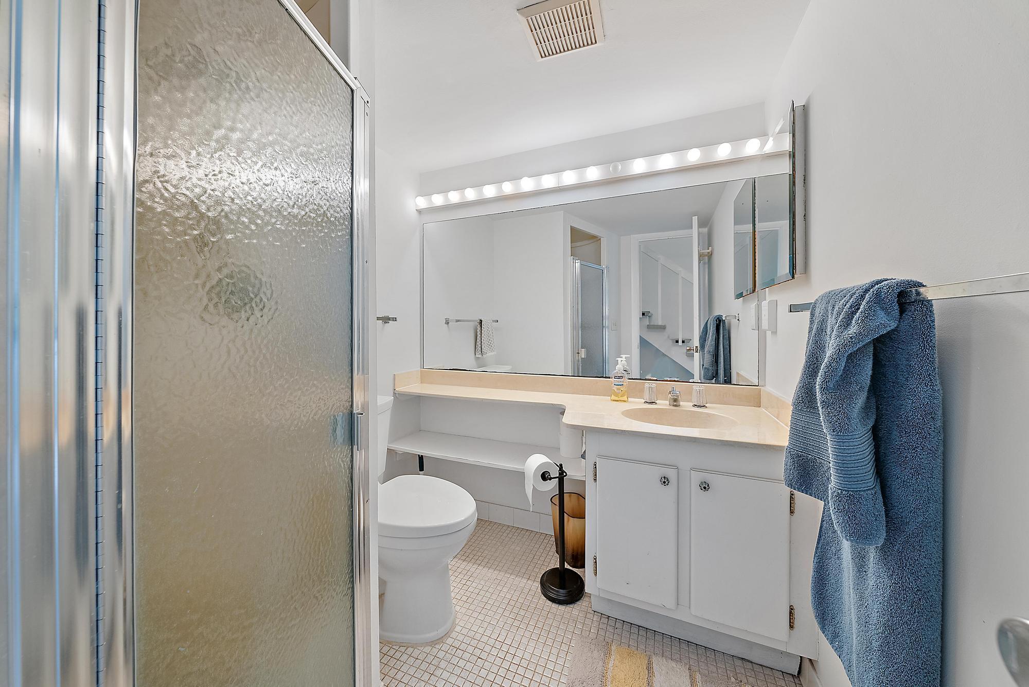 MAYFAIR HOUSE COND - Residential