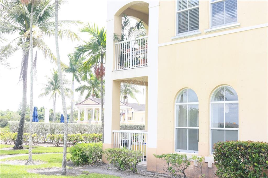 Courtyards at Nautica - Residential