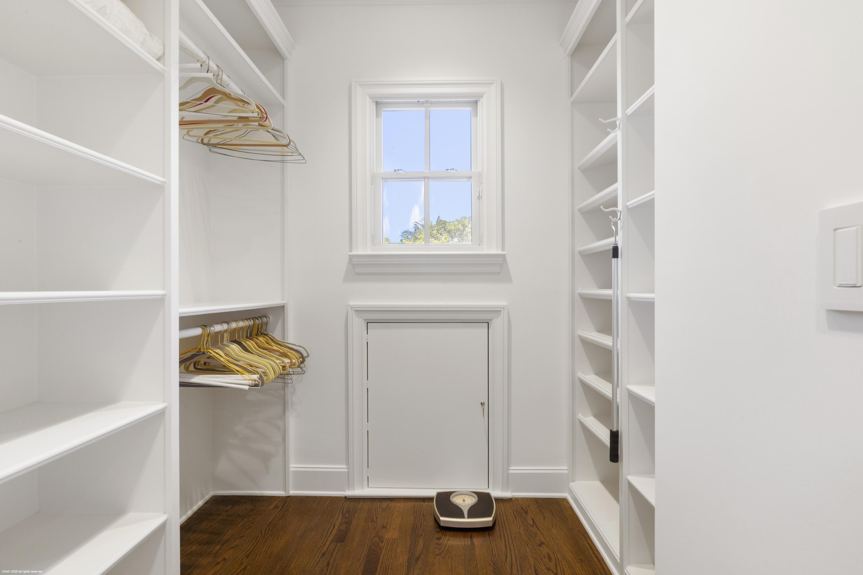 JUPITER ISLAND - Residential