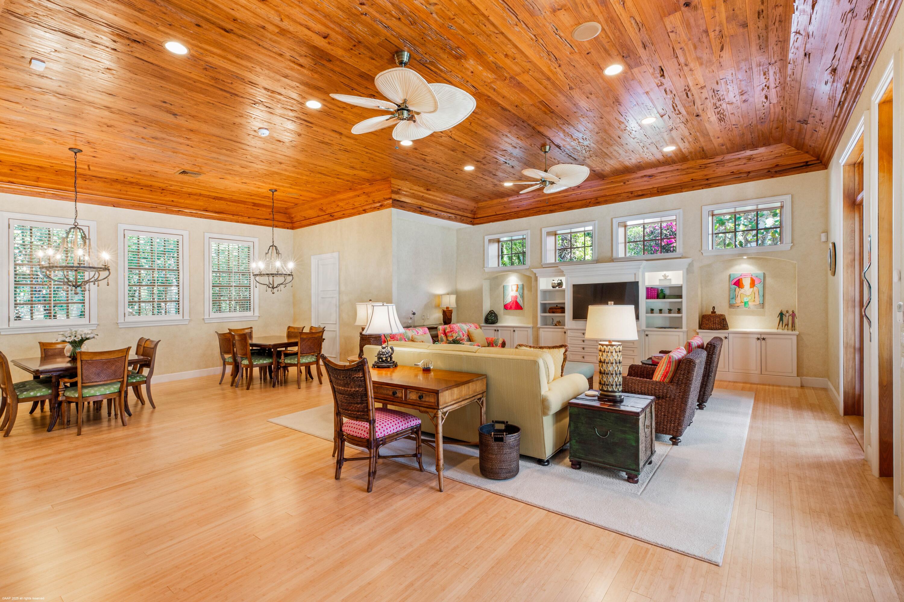 JUPITER ISLAND - Residential