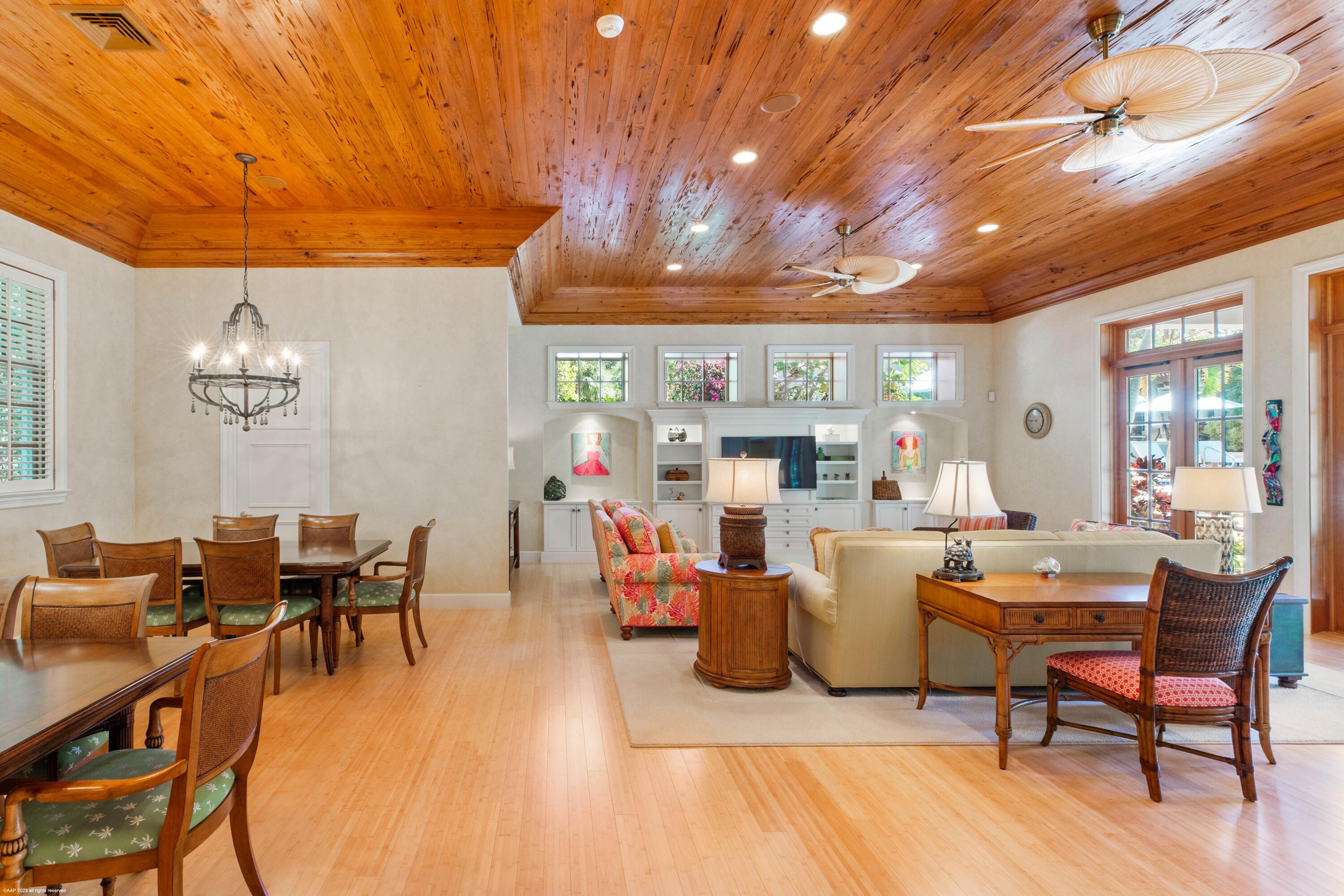 JUPITER ISLAND - Residential