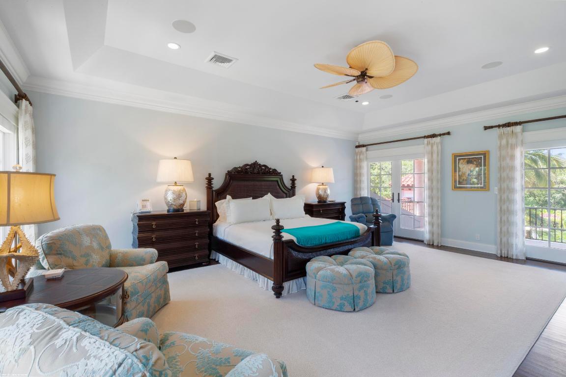 JUPITER ISLAND - Residential