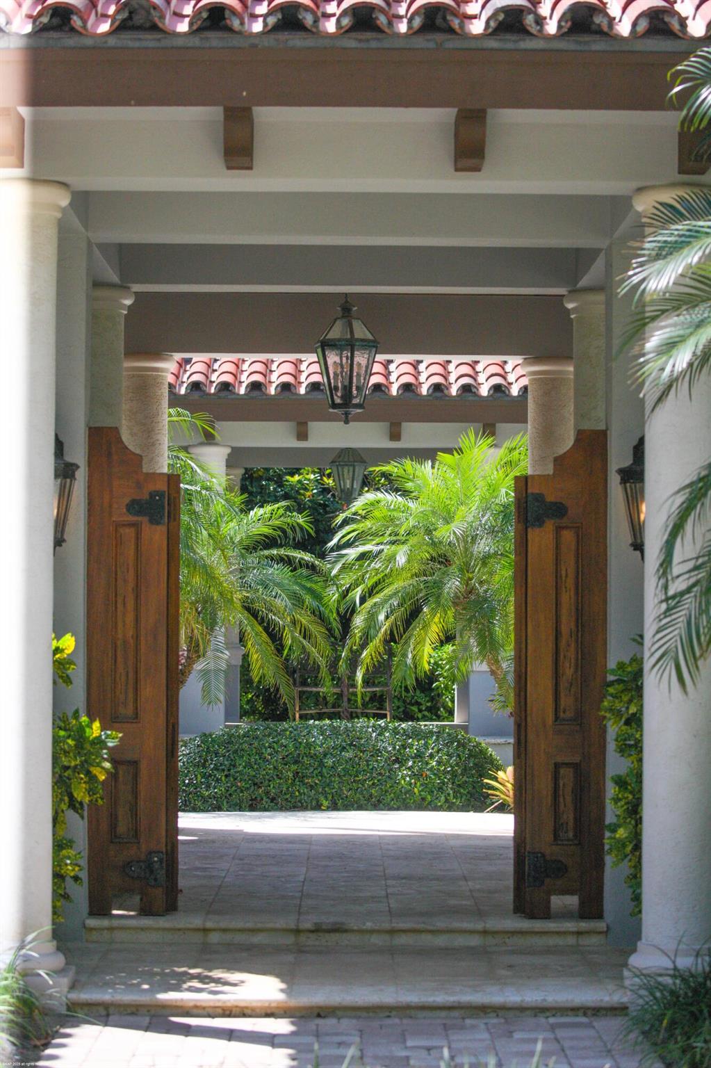 JUPITER ISLAND - Residential