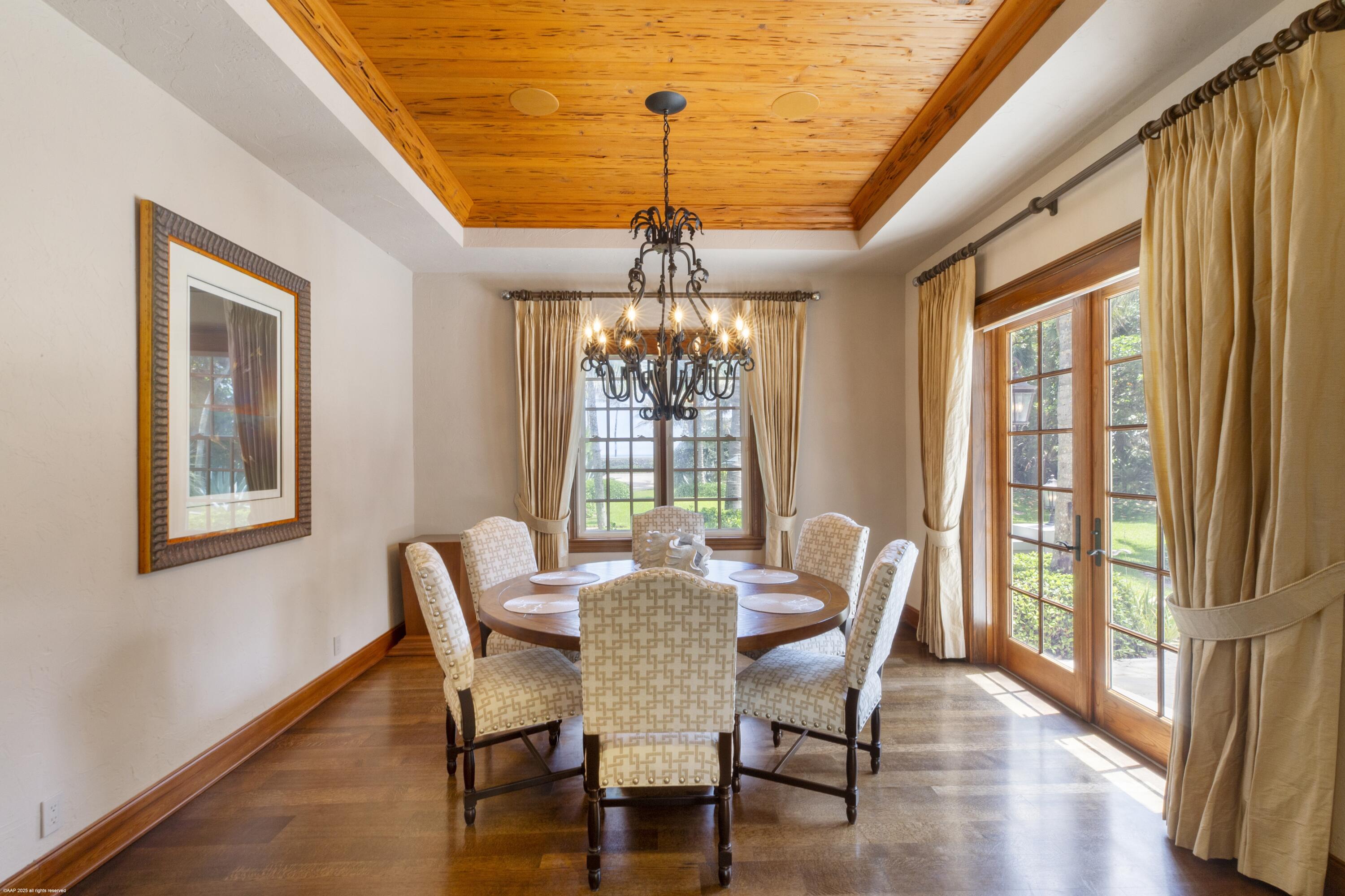 JUPITER ISLAND - Residential