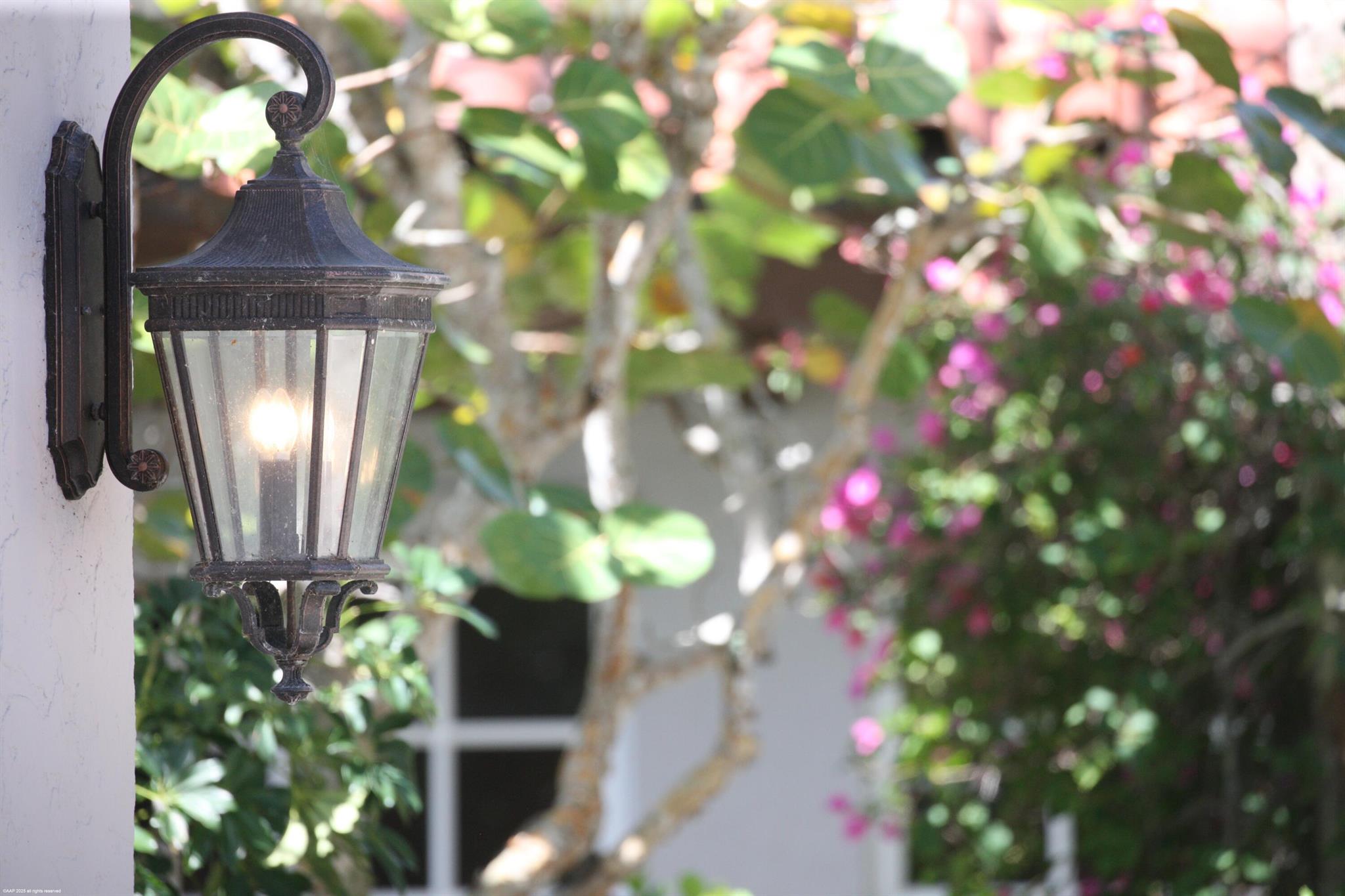 JUPITER ISLAND - Residential