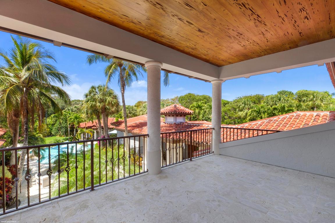 JUPITER ISLAND - Residential