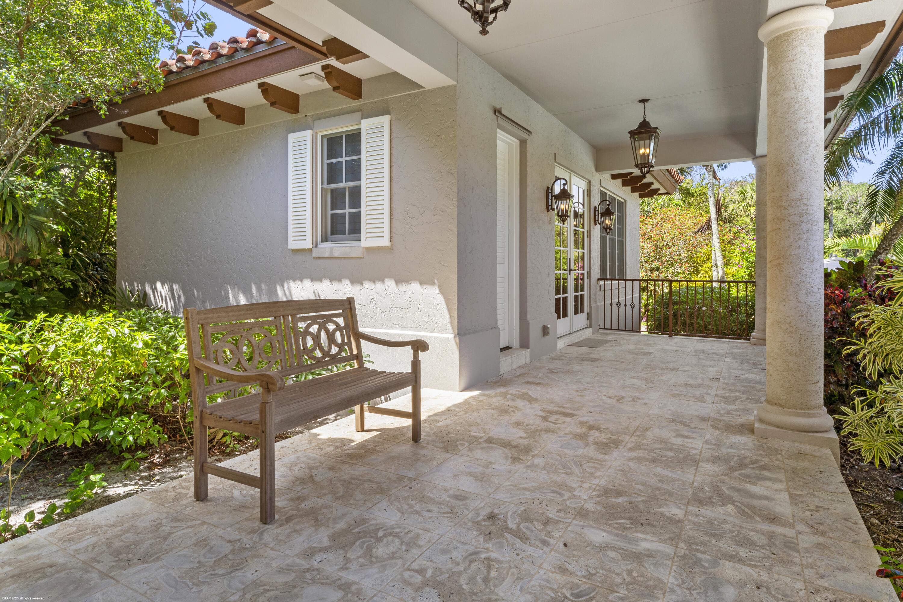 JUPITER ISLAND - Residential