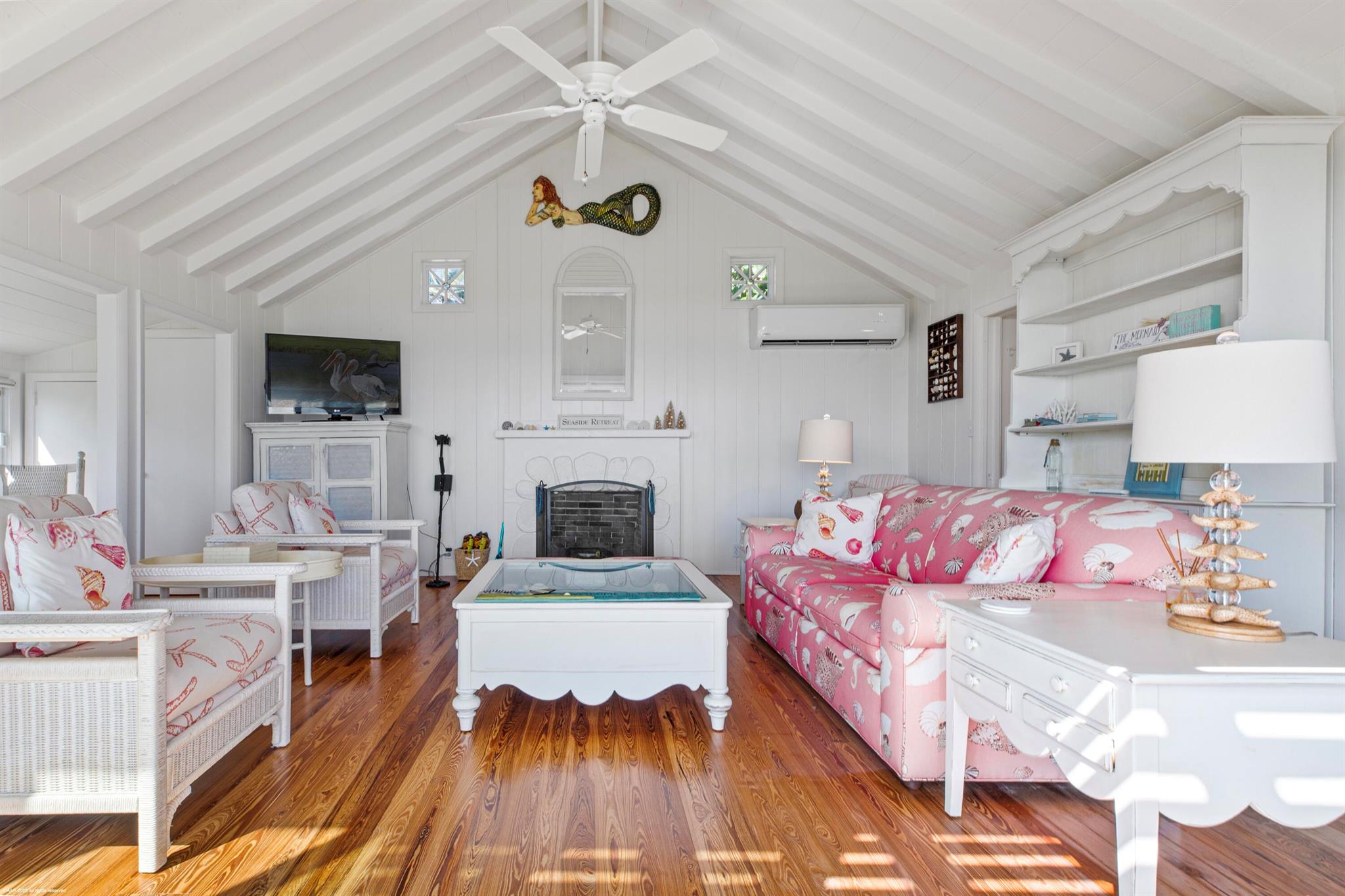 JUPITER ISLAND - Residential