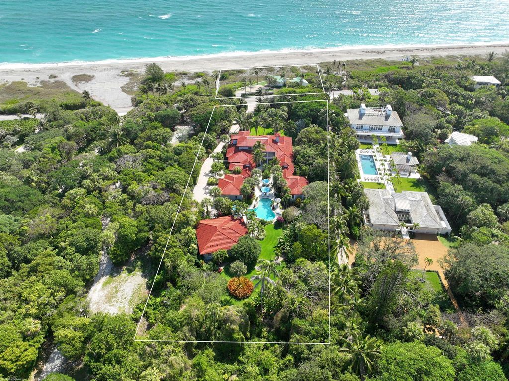 Photo of 398 S Beach Road, Jupiter Island, FL 33455 (MLS # R11079395)