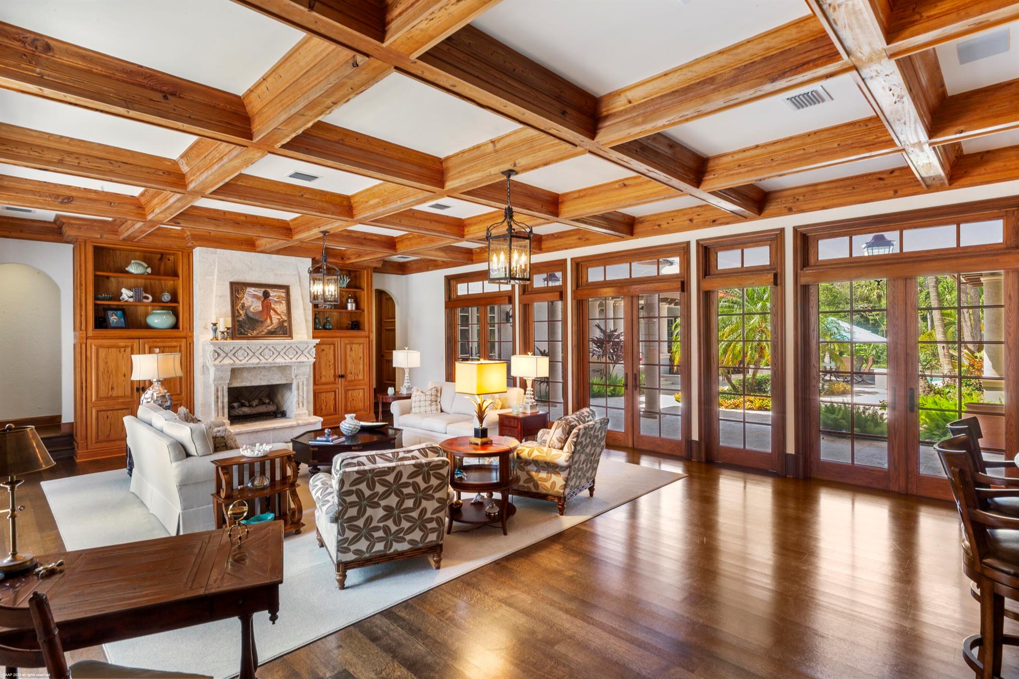 JUPITER ISLAND - Residential