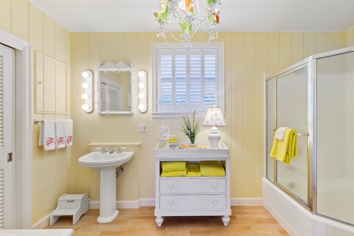 JUPITER ISLAND - Residential