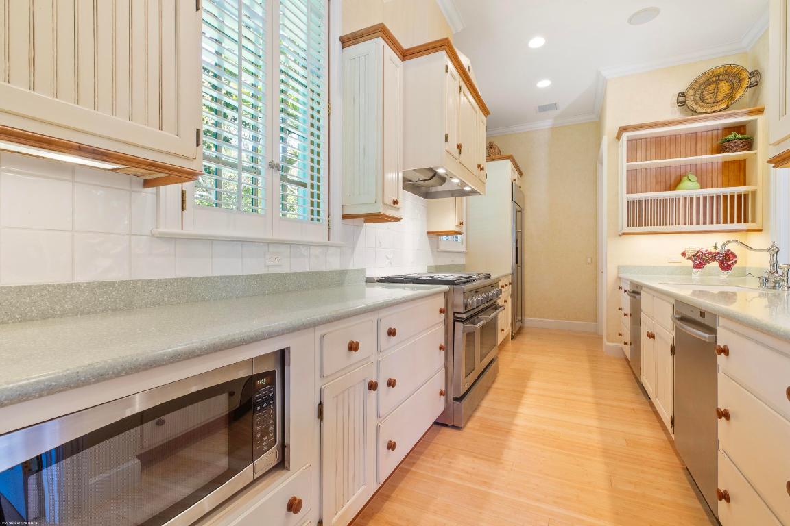 JUPITER ISLAND - Residential