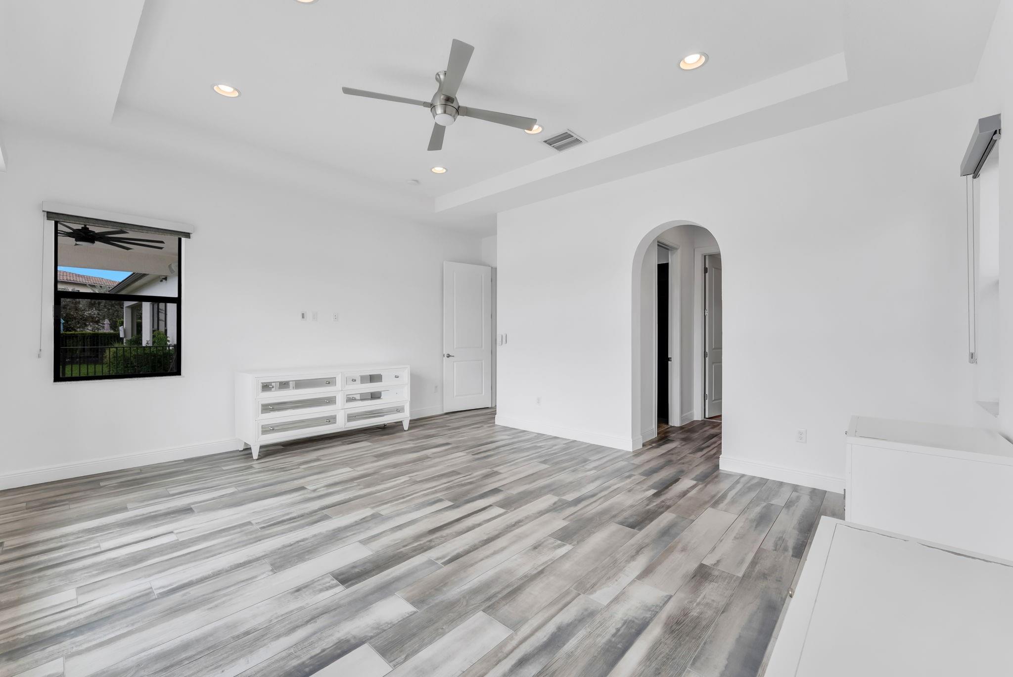 Pembroke Lakes South 119- - Residential