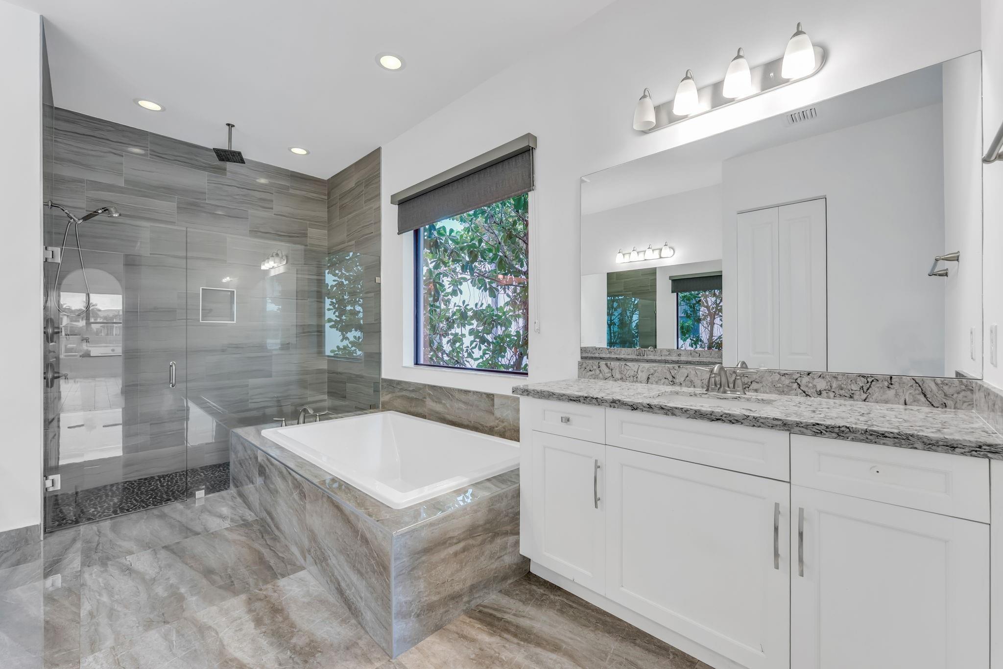 Pembroke Lakes South 119- - Residential