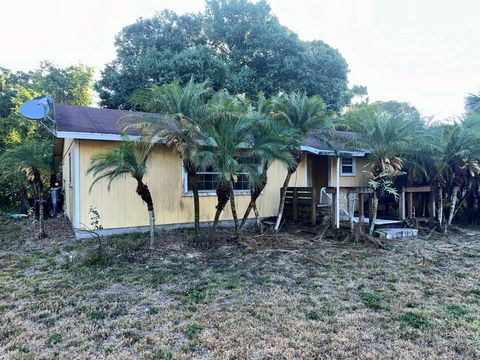 Single Family Residence in Okeechobee FL 9107 62nd Drive Dr.jpg