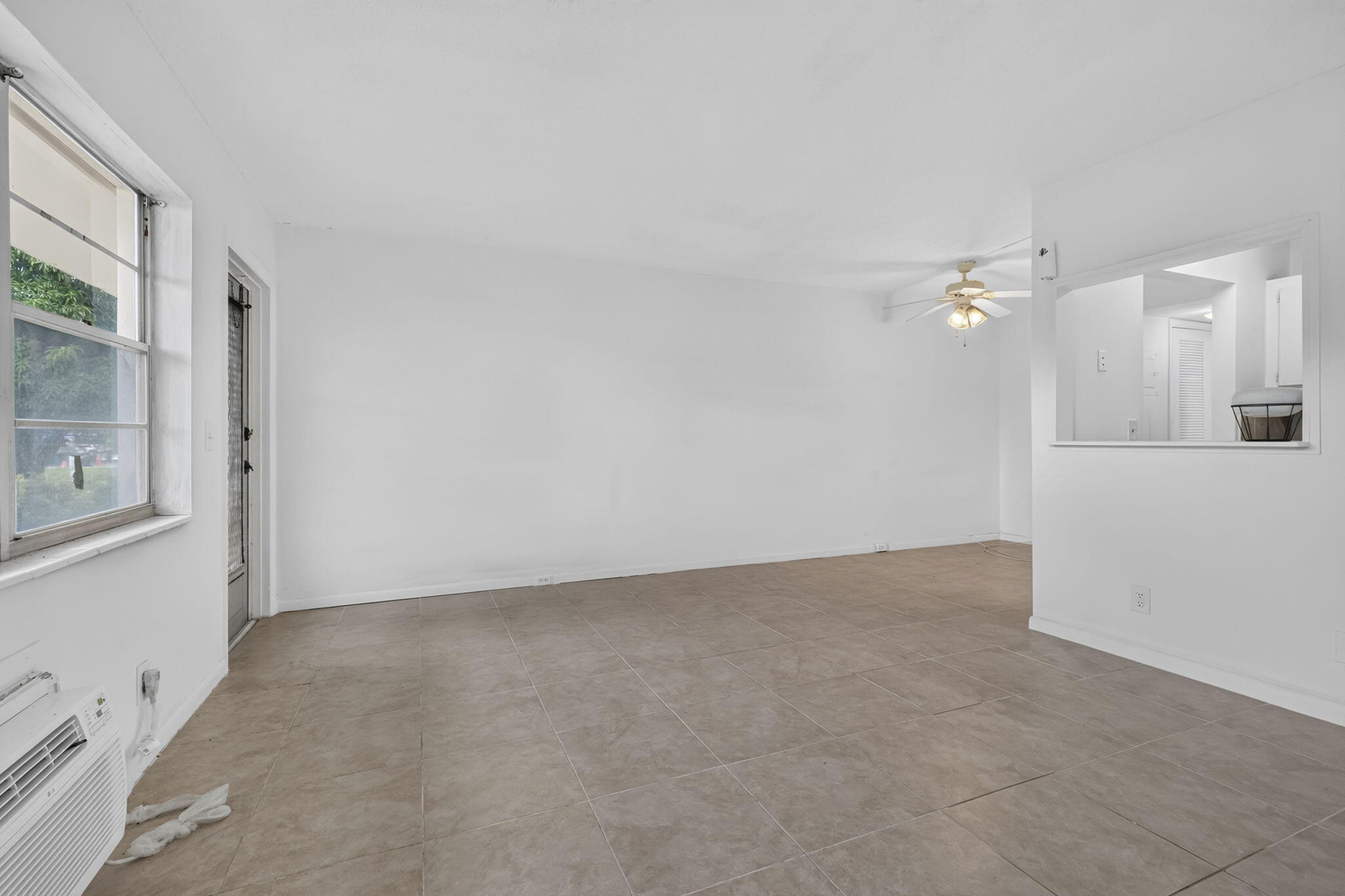 210 Canterbury J 1